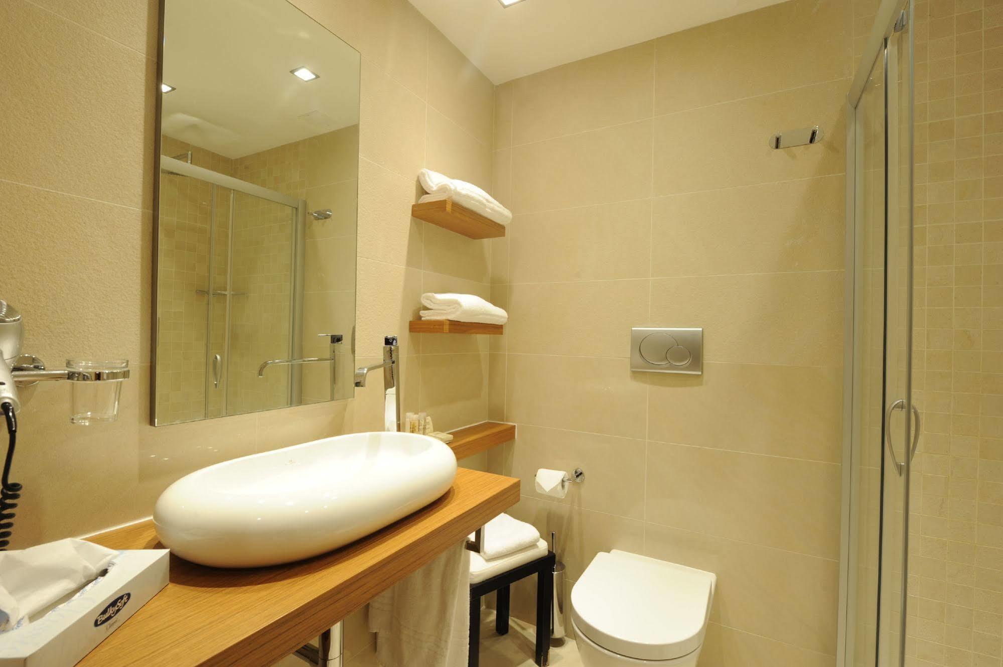 Pugnochiuso Resort - Hotel Del Faro Екстериор снимка